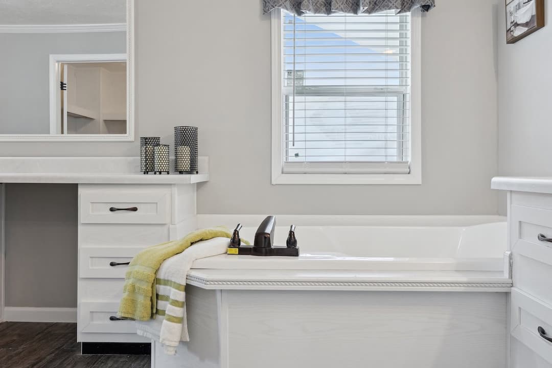 The josey wales bathroom home features