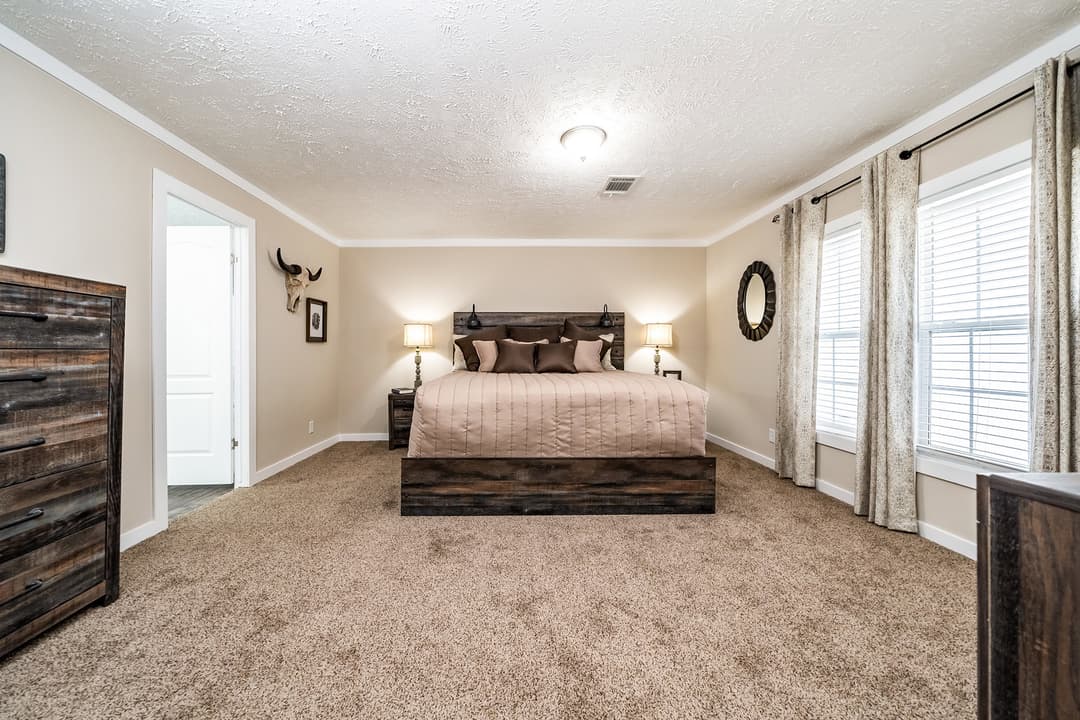 Mayfield bedroom home features