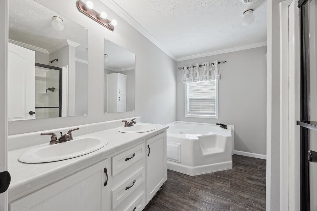 The josey wales bathroom home features